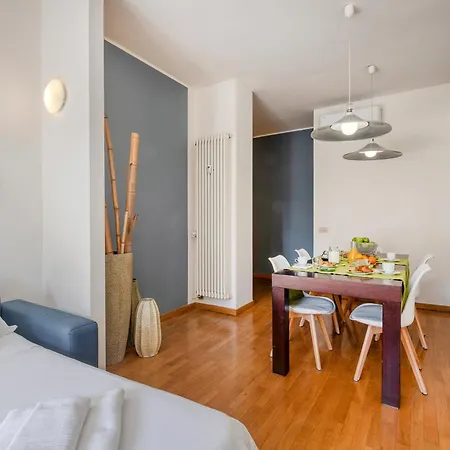 Apartament Elegant Self Check-in Metro To Duomo 12 Mediolan