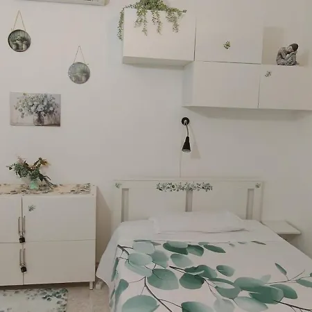 Angolo Verde, Metro Dergano Appartement Milaan