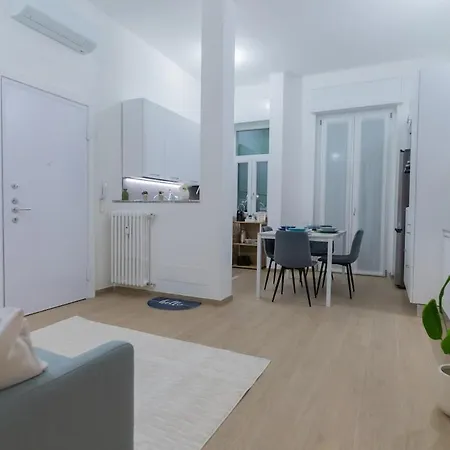 Apartamento Nicolesuite73 Design & Comfort 6 Posti Letto - Brera Milán