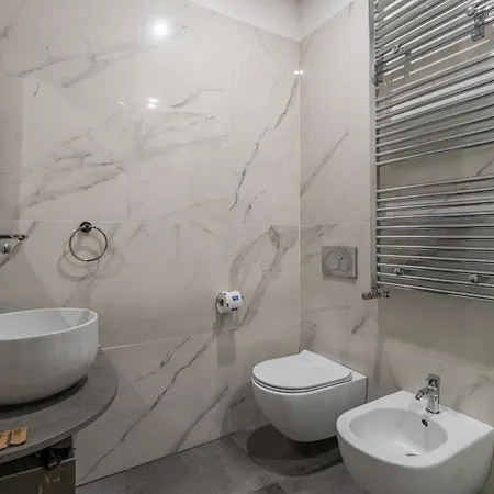 Apartment Giambellino Milan