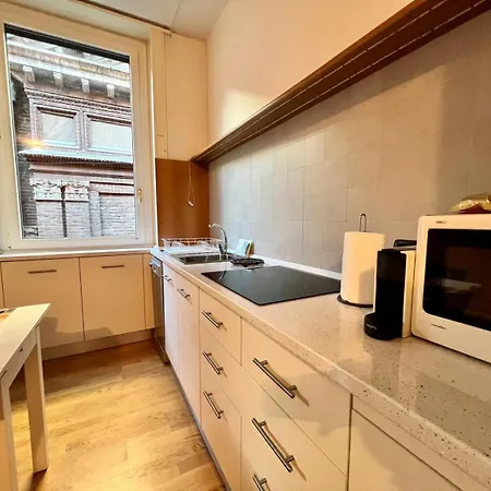 Kibilu - Cozy Few Steps From Duomo Centre Апартаменты *