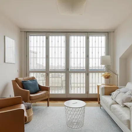 Guesthost - Navigli Modern Flat Apartment