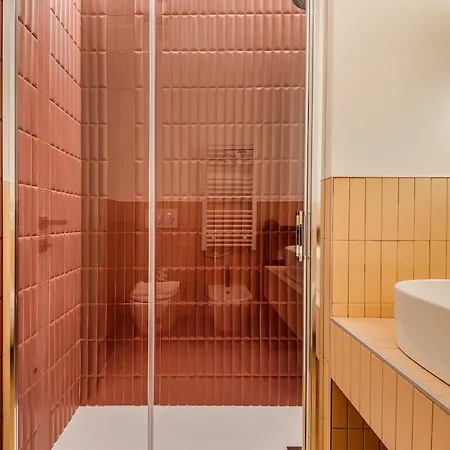 Apartment 1 From Metro-new Luxury Studio-pta Venezia 7 Milan