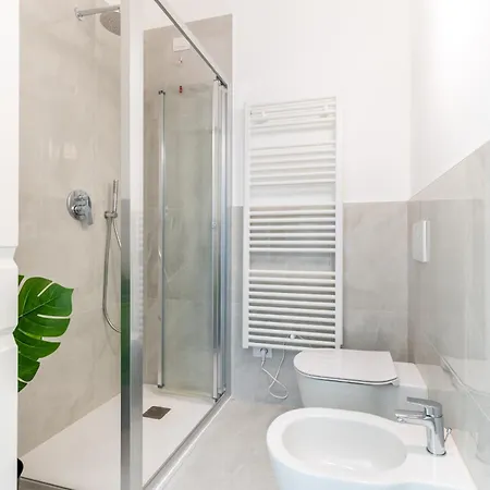 Duomo 10 Minutes Walk- Modern Design