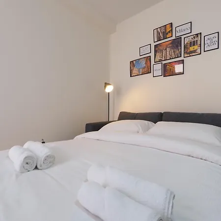 Primopiano - Brusuglio B * Milan