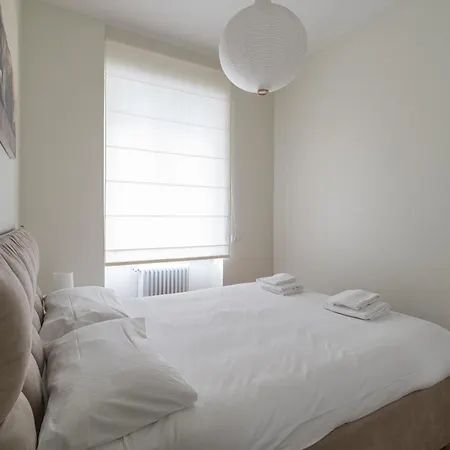 Apartment Giambellino Milan