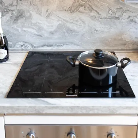 Duomo 10 Minutes Walk- Modern Design *