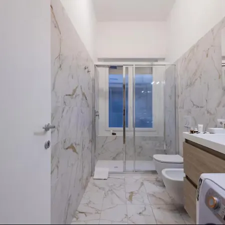 New Close To Duomo - Private Parking Appartement Milan