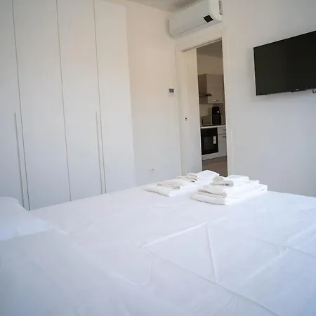 13 Nevoso Palace 公寓 米兰