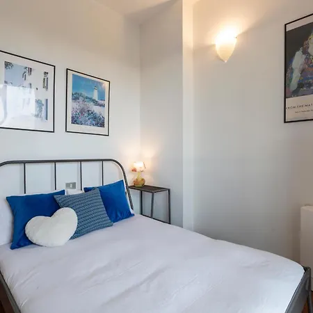 Bridge Cruise Terrace