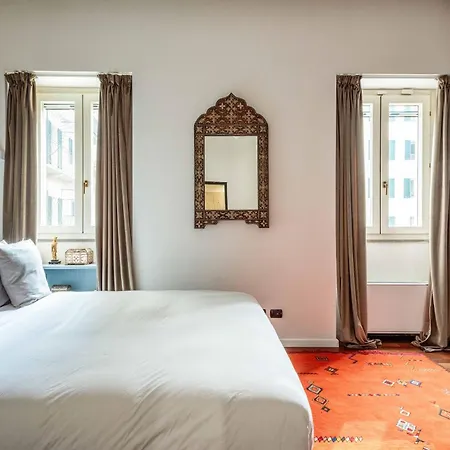 Luxury 3 Bedrooms In Brera Apartment *