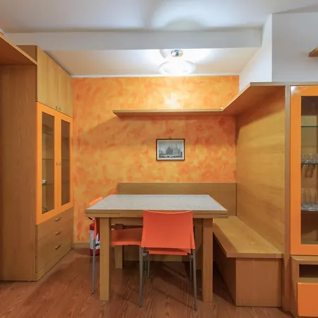 I-host Porta Romana - Sabotino Appartement