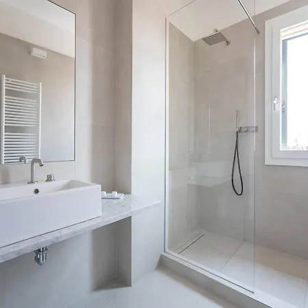 شقة Urban With Private Terrace ميلان