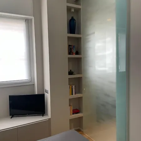 Апартаменты Modern Flat Historical Center Colonne San Lorenzo Navigli
