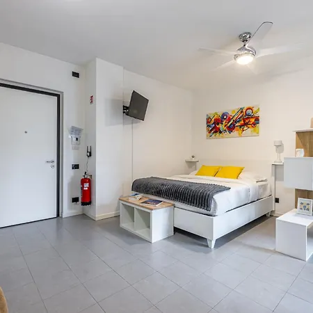 Apartamento Open Space Lambrate San Raffaele Milão