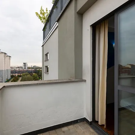 Bridge Cruise Terrace