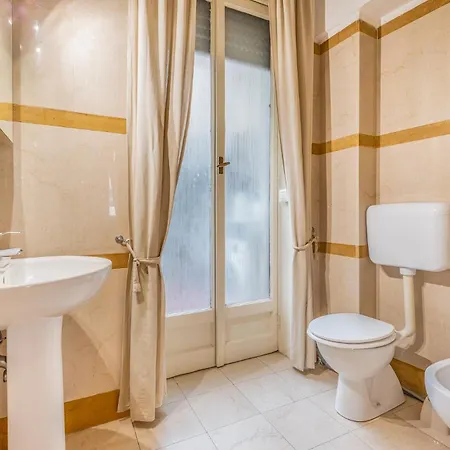 4 Pax Luxury Duomo San Babila