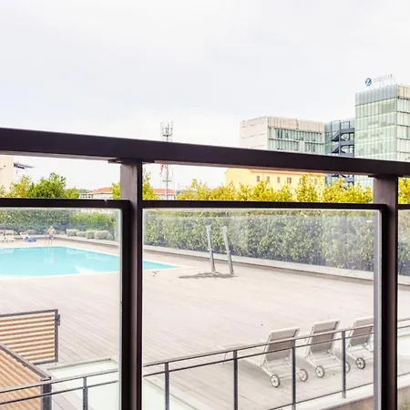 Giaxtower Gym & Pool Romantic Pool View アパート *