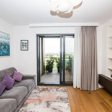 Vivare - The Fifth Apartment