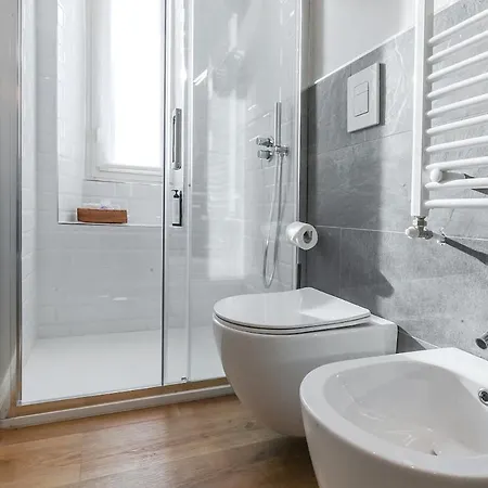 Apartman Luxury 2-bedroom Station Milánó