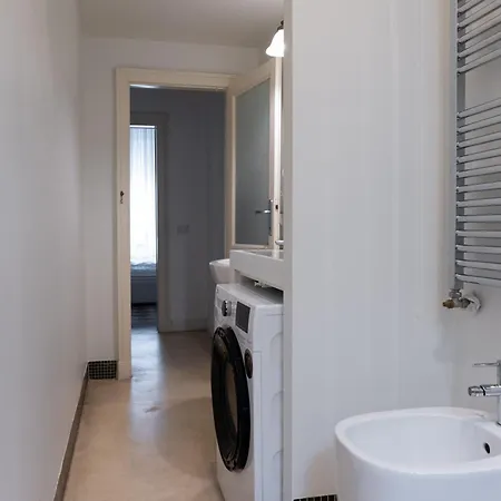 Affascinante In Citta Studi Apartamento