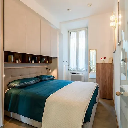 Private Garden & Metro 2 Min - Wooden Wave Flat Daire