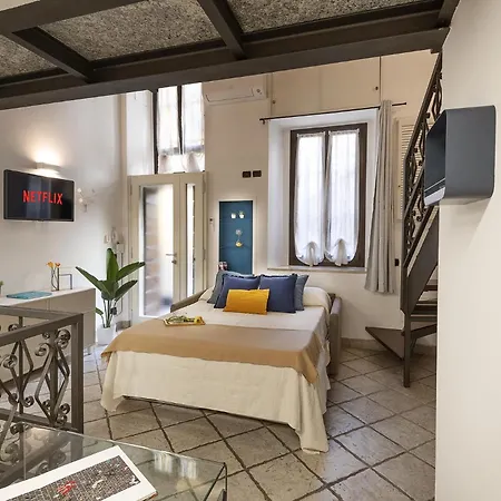 La Corte Milanese - Bocconi, Navigli & Duomo Milano