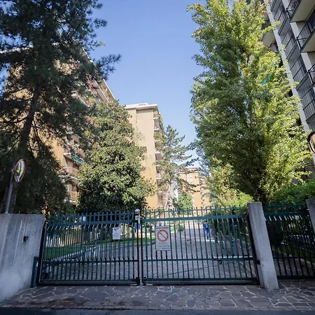 Two-room 450 Meters From Gelsomini M4 Апартаменты Милан