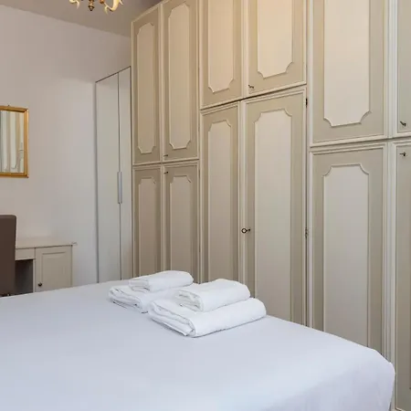 I-host - Vallazze 89 ميلان