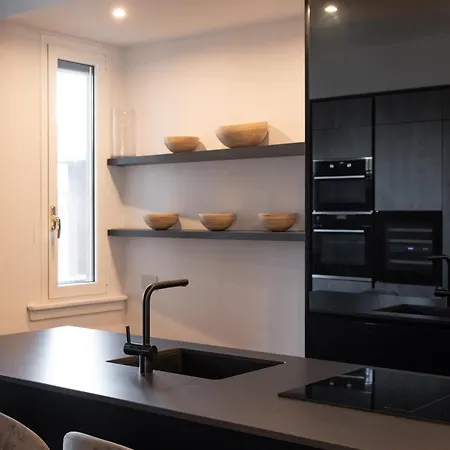 Lusso, Stile E Un Meraviglioso Terrazzo Nel Cuore Di * Milão