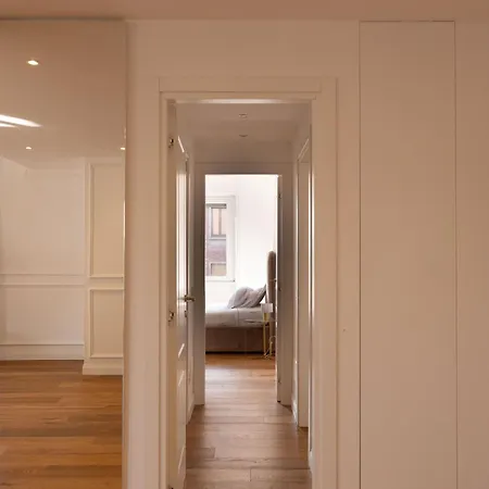 Lusso, Stile E Un Meraviglioso Terrazzo Nel Cuore Di * Milão