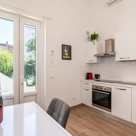 Habesha Flats - A Quiet Retreat Just Steps From The Metro M1 * Milán