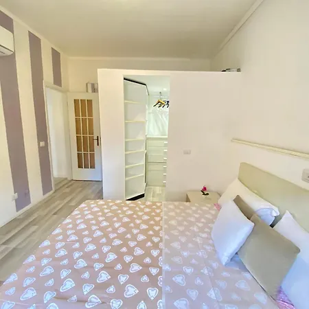 Lugano S&s Home, Moderna E Tranquilla, Vicino Al Centro Di Milano, Con Parcheggio Gratuito Esterno アパート ミラノ