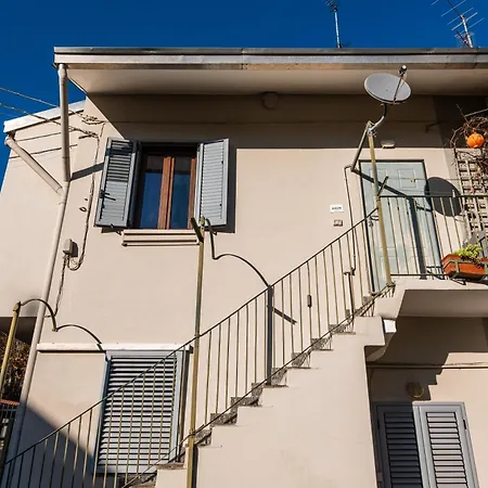 Apartmán Habesha Flats - A Quiet Retreat Just Steps From The Metro M1 Milán