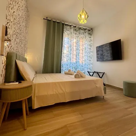 فندق مبيت وإفطار Colorful 4*