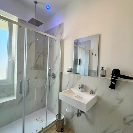 Colorful فندق مبيت وإفطار 4*