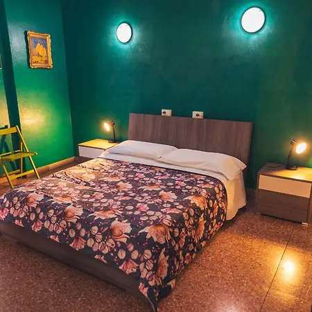 Hostel Ostellolinda *