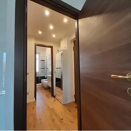 Loft Moderno Zona 8 밀라노