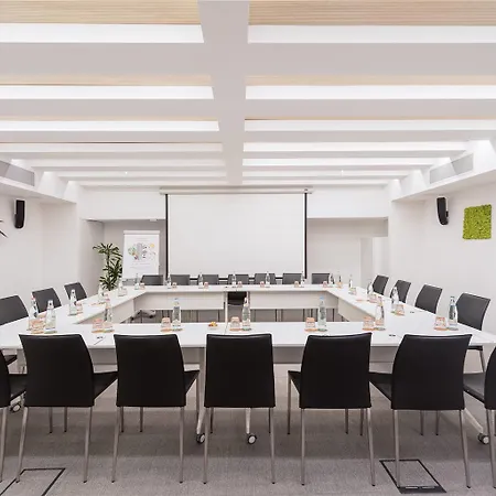 Innside By Melia Torre Galfa מלון מילאנו