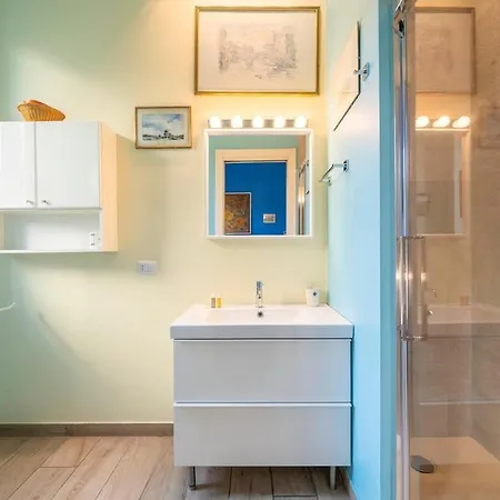 ゲストハウス Privata Bagno E Balcone Duomo Battaglia