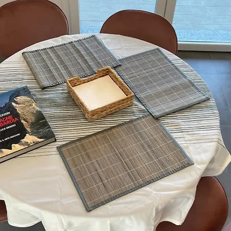 Lägenhet Davide Host Da Giulietta, 20 Min To Duomo