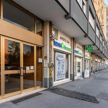 S&m Apartments- Urban Stripes 2 Bedrooms Near Underground M2 And Navigli * Milán