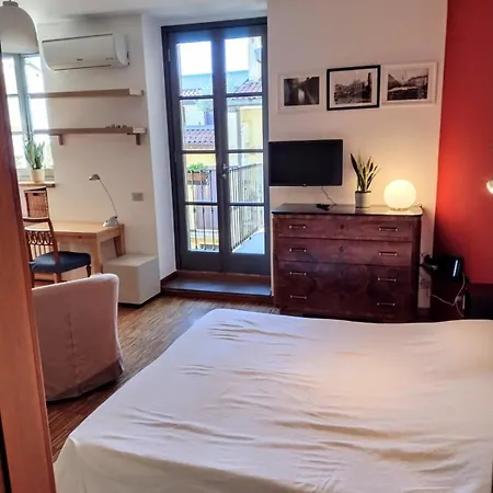 Apartament Fiori Chiari 10 - Monolocale In Brera Mediolan