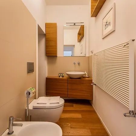 Porta Venezia Charme-2km From Centrale-15' Airport Apartment Mailand