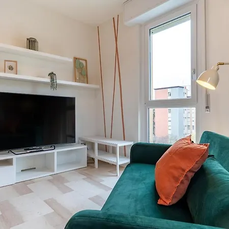 S&m Apartments- Urban Stripes 2 Bedrooms Near Underground M2 And Navigli *