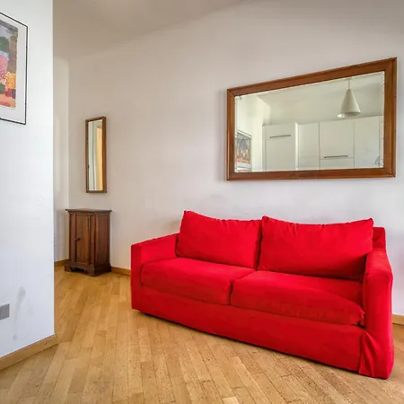 Cozy Living - Navigli & Darsena Милан