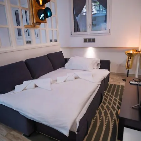 M1 Lotto San Siro Eclectic Pied A Terre Apartmán *
