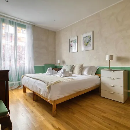 Elegant Three In Porta Romana By Mastery *