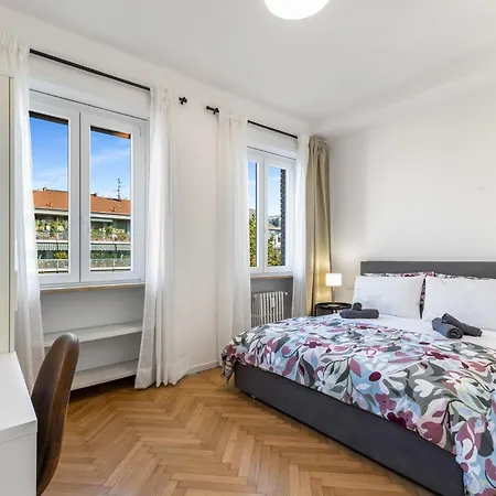 Apartamento Centrale-duomo 10min - Bluedream - Metro Loreto 4min *