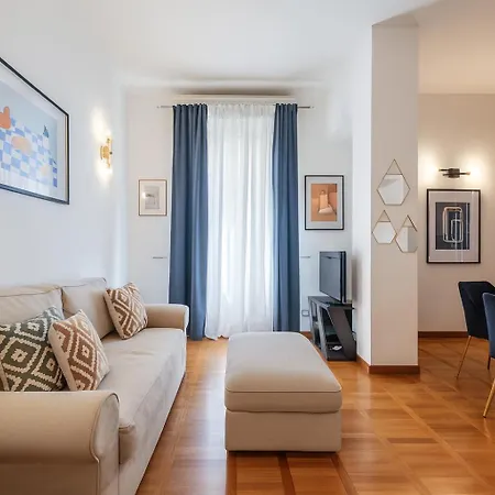 The Boutique - Spacious With Balcony - M3 Repubblica 2 Stops To Montenapoleone Duomo , 1 Stop To Station - Center Appartamento